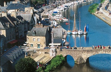 Dinan